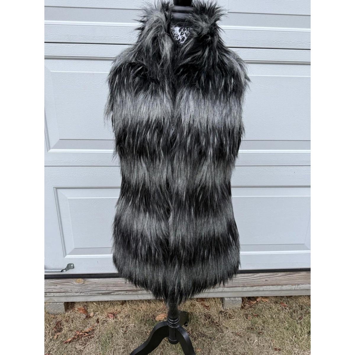 Michael Kors Faux Fur Vest Sleeveless Size Small Black & Grey